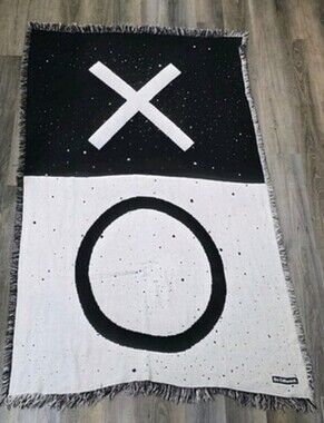 Sackcloth And Ashes Contrast Series XO Blanket 72" By 46" 100% Cotton Throw